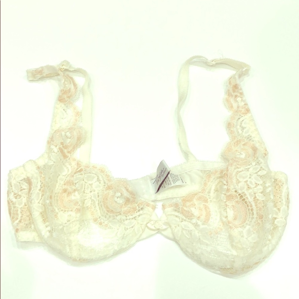 Parisa by Amir lace bra 😘